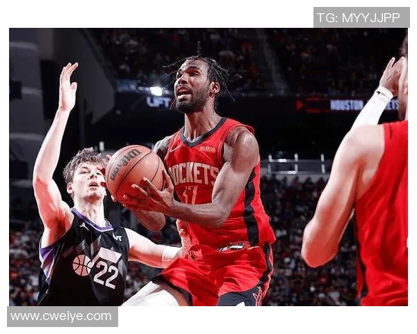 火箭与爵士季后赛精彩对决全程回顾与精彩瞬间分析