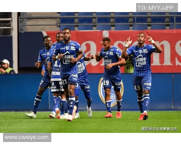 布兰与莫尔德激战正酣最终结果揭晓精彩瞬间回顾与分析