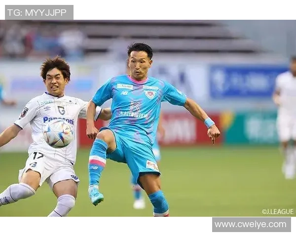 日本联赛精彩对决札幌主场迎战清水球队全力争胜