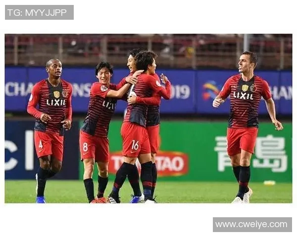 鹿岛鹿角与日本樱花的激烈对决展现足球魅力与团队精神的巅峰之战