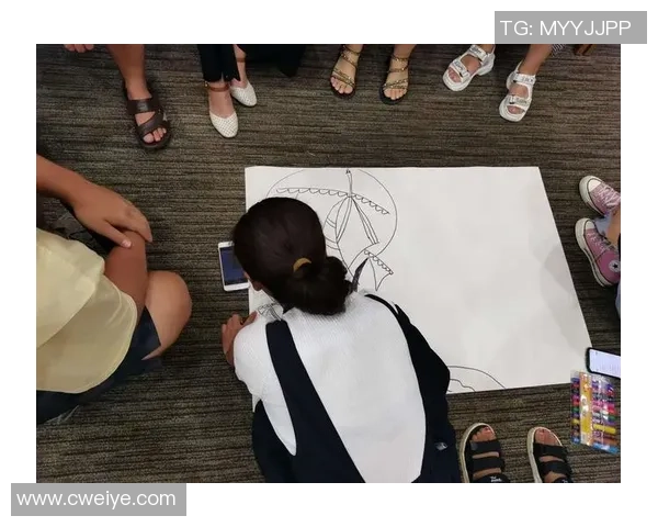 李泓澎的艺术之旅:从传统到现代的创新探索与心灵碰撞 李泓澎的艺术之旅:从传统到现代的创新探索与心灵碰撞